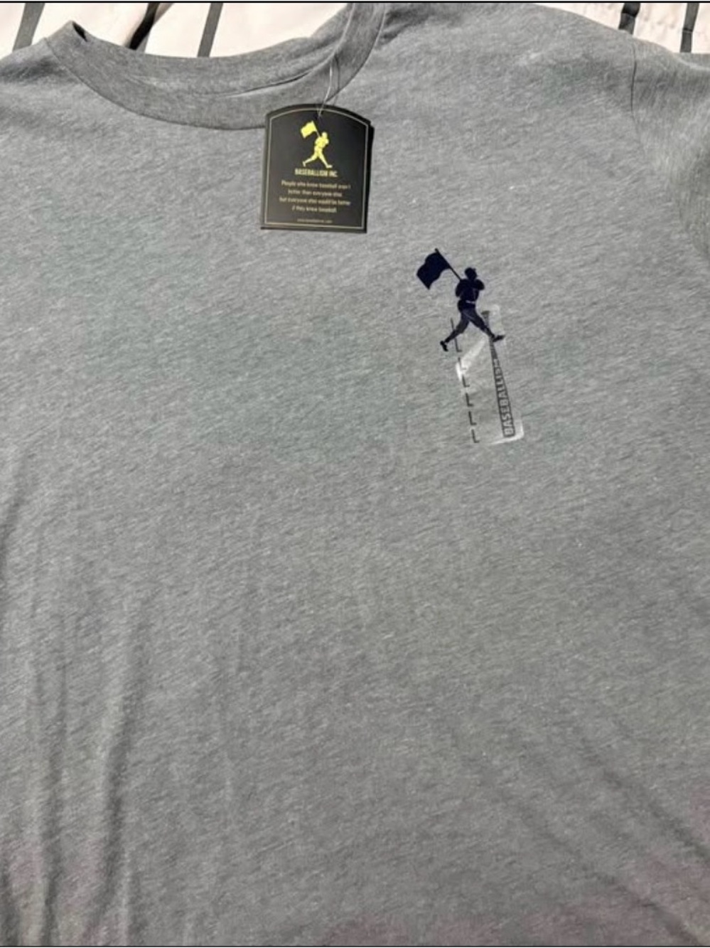 Men's Grey Short Sleeve Graphic Crewneck T-Shirt with Flag Runner